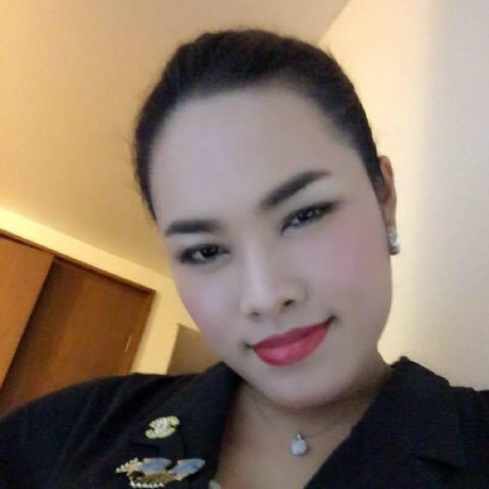 Meet your Posher Akemi